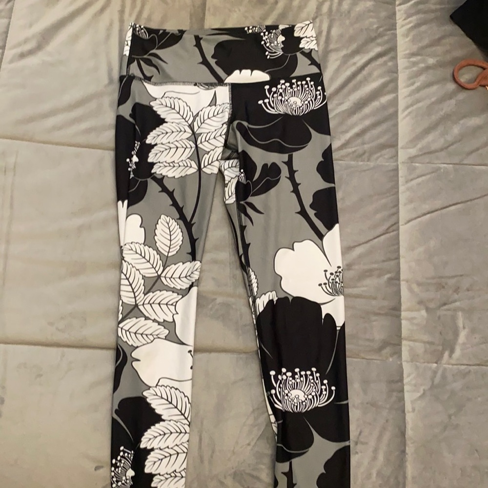 Floral yoga leggings